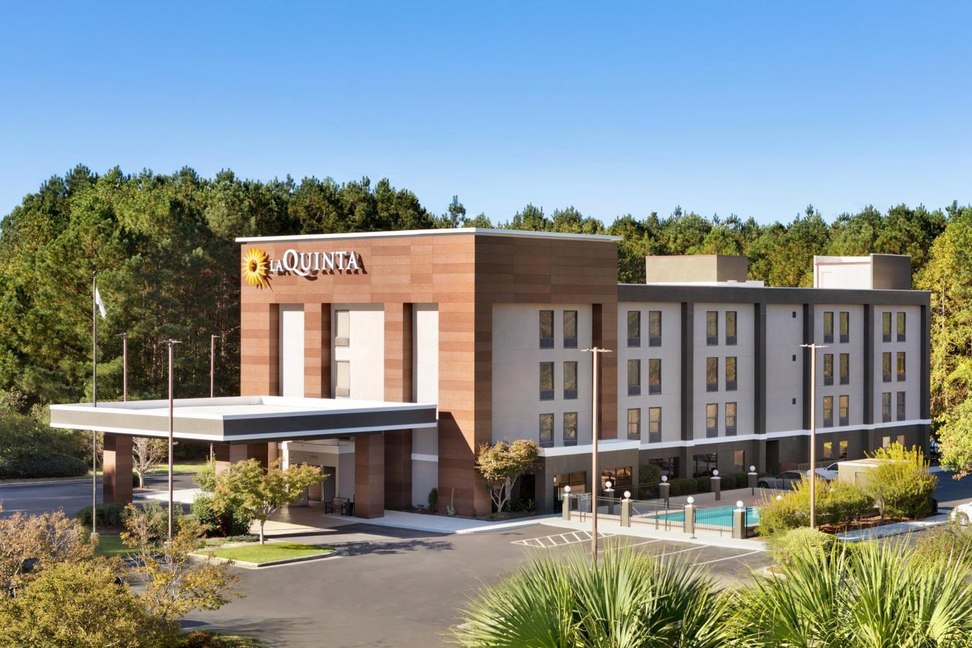 La Quinta Inn & Suites By Wyndham Selma/Smithfield I-95 Exterior foto