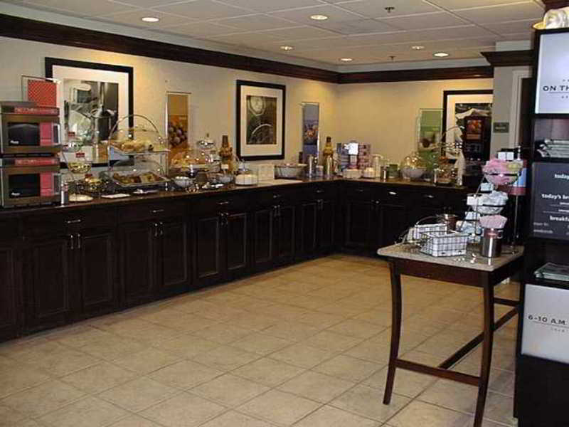La Quinta Inn & Suites By Wyndham Selma/Smithfield I-95 Restaurante foto